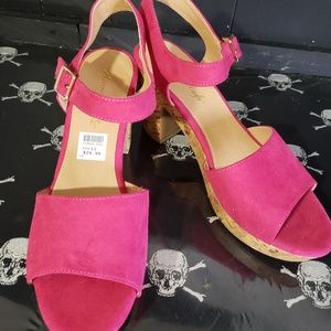 American eagle heels